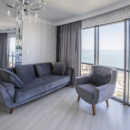 Tina'S Apartments With Panoramic Sea View 巴统 外观 照片
