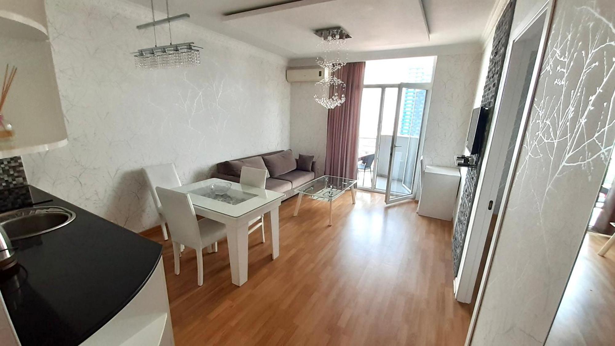 Tina'S Apartments With Panoramic Sea View 巴统 客房 照片