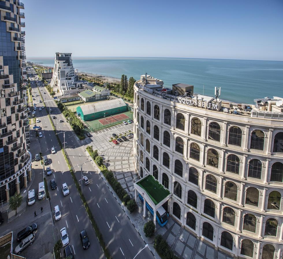 Tina'S Apartments With Panoramic Sea View 巴统 外观 照片